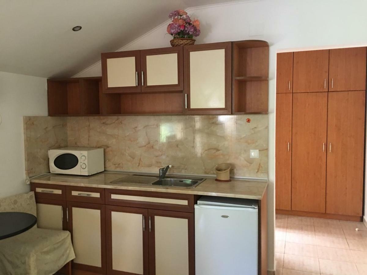 Трите Щерки Tryavna Bagian luar foto